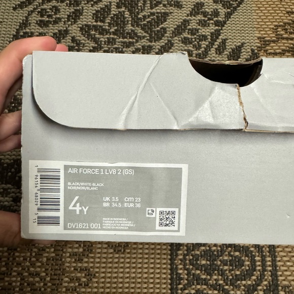 Nike 4y - Picture 4 of 4